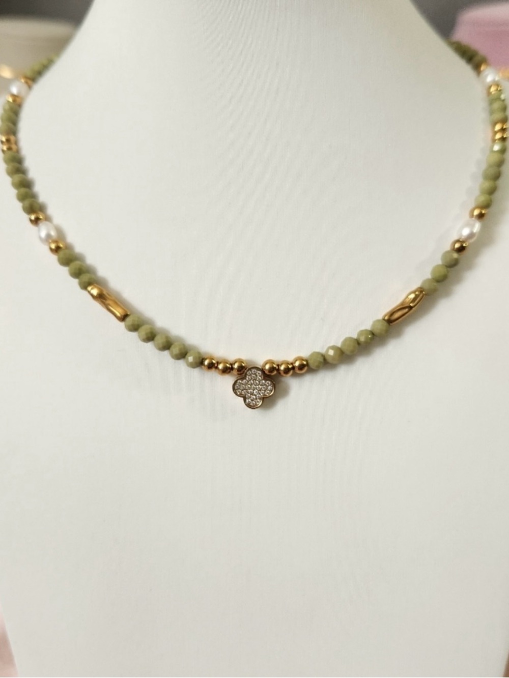 Gold clover avocado jasper beaded necklace
